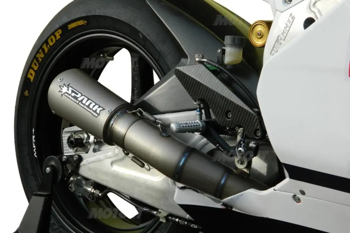 Spark Exhaust Technology sponsor del Team Gresini Moto2