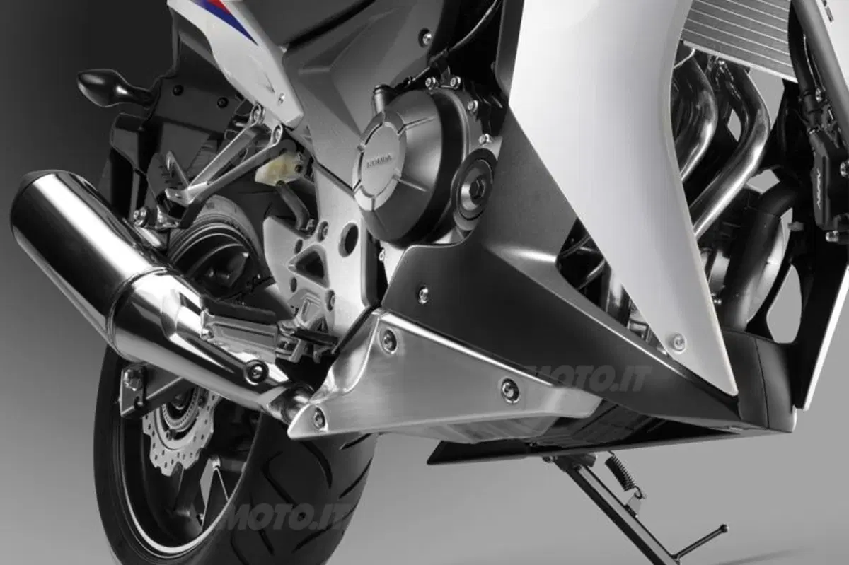 Honda CBR500R  (23)