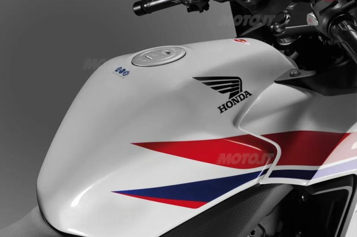 Honda CBR500R  (27)