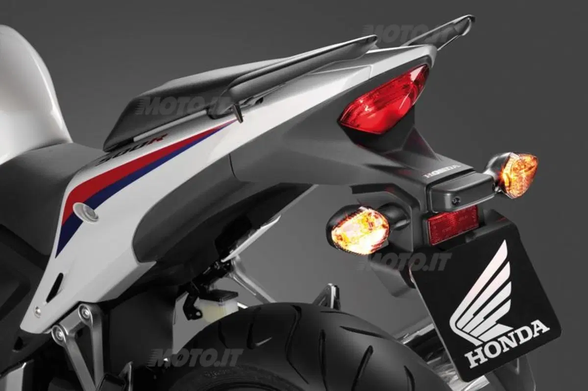 Honda CBR500R  (29)