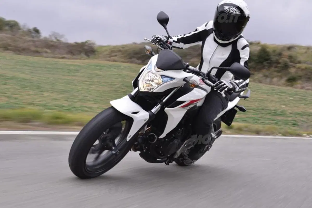 Honda CB500F  (6)