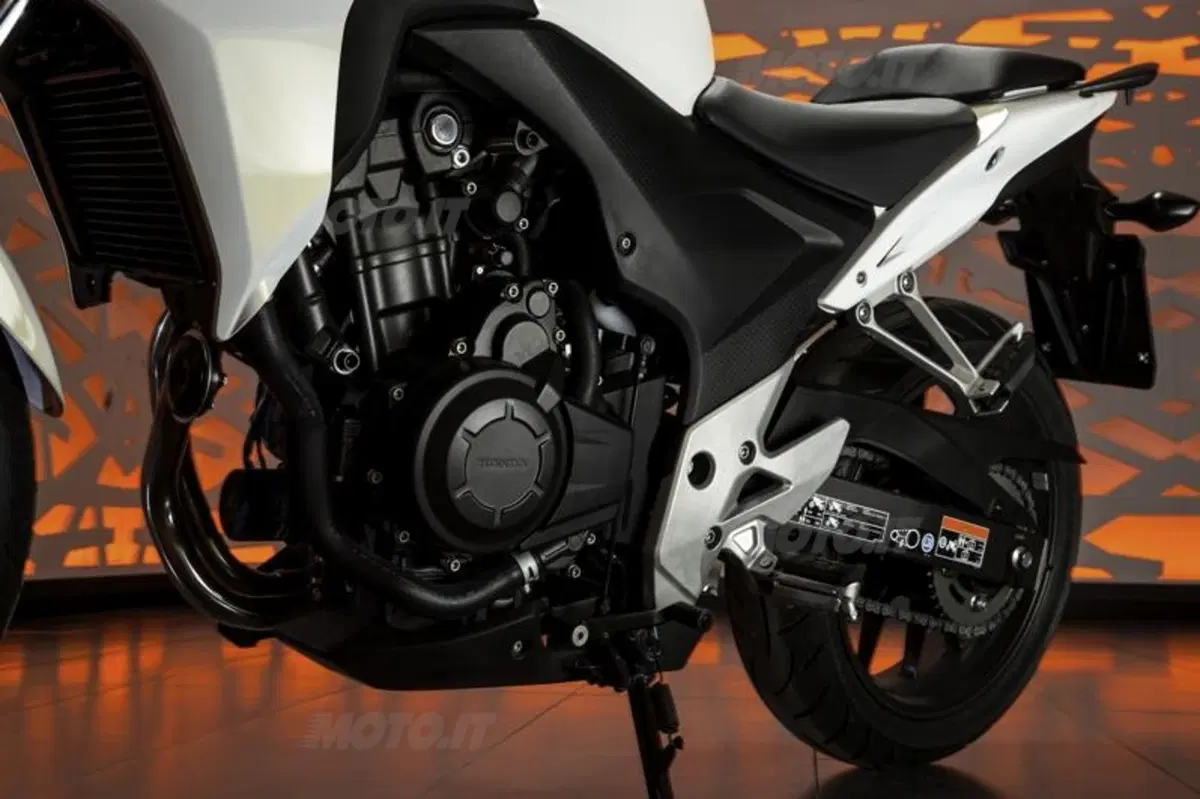 Honda CB500F  (25)