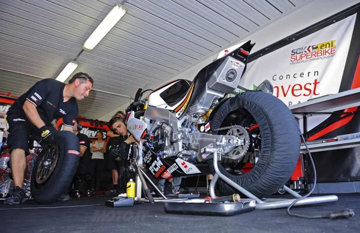SBK Phillip Island. Michel Fabrizio si aggiudica le qualifiche (9)