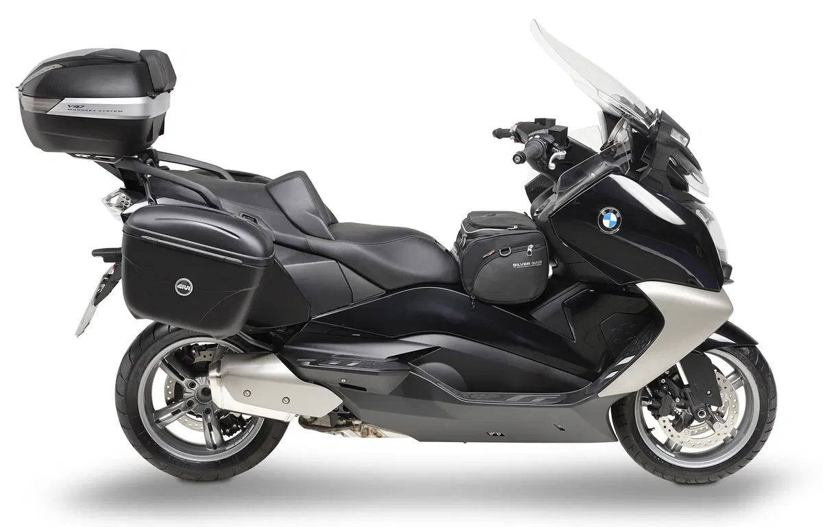 Kit GIVI per gli scooter BMW C 600 Sport e C 650 GT (2)