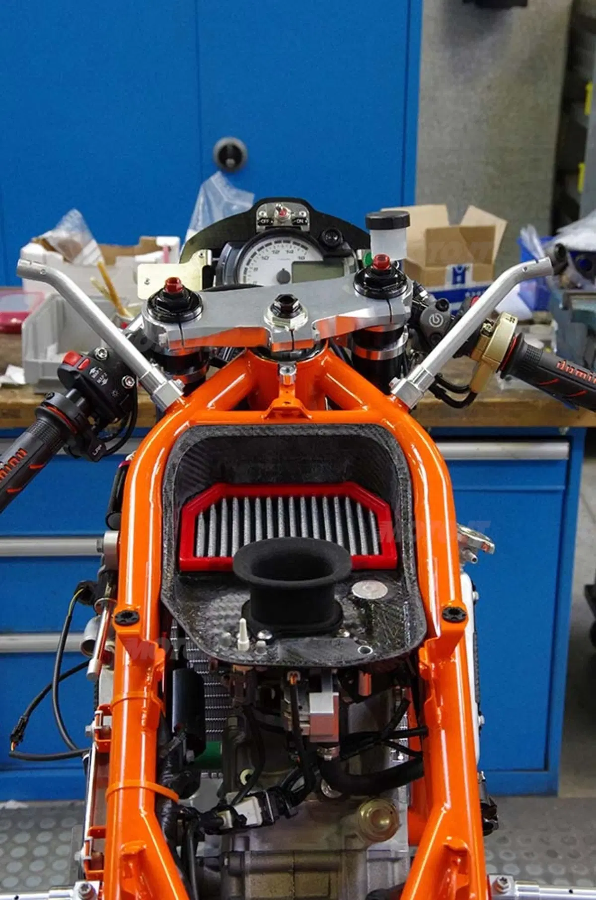 KTM: come nascono la RC250 Moto3 (video) (4)