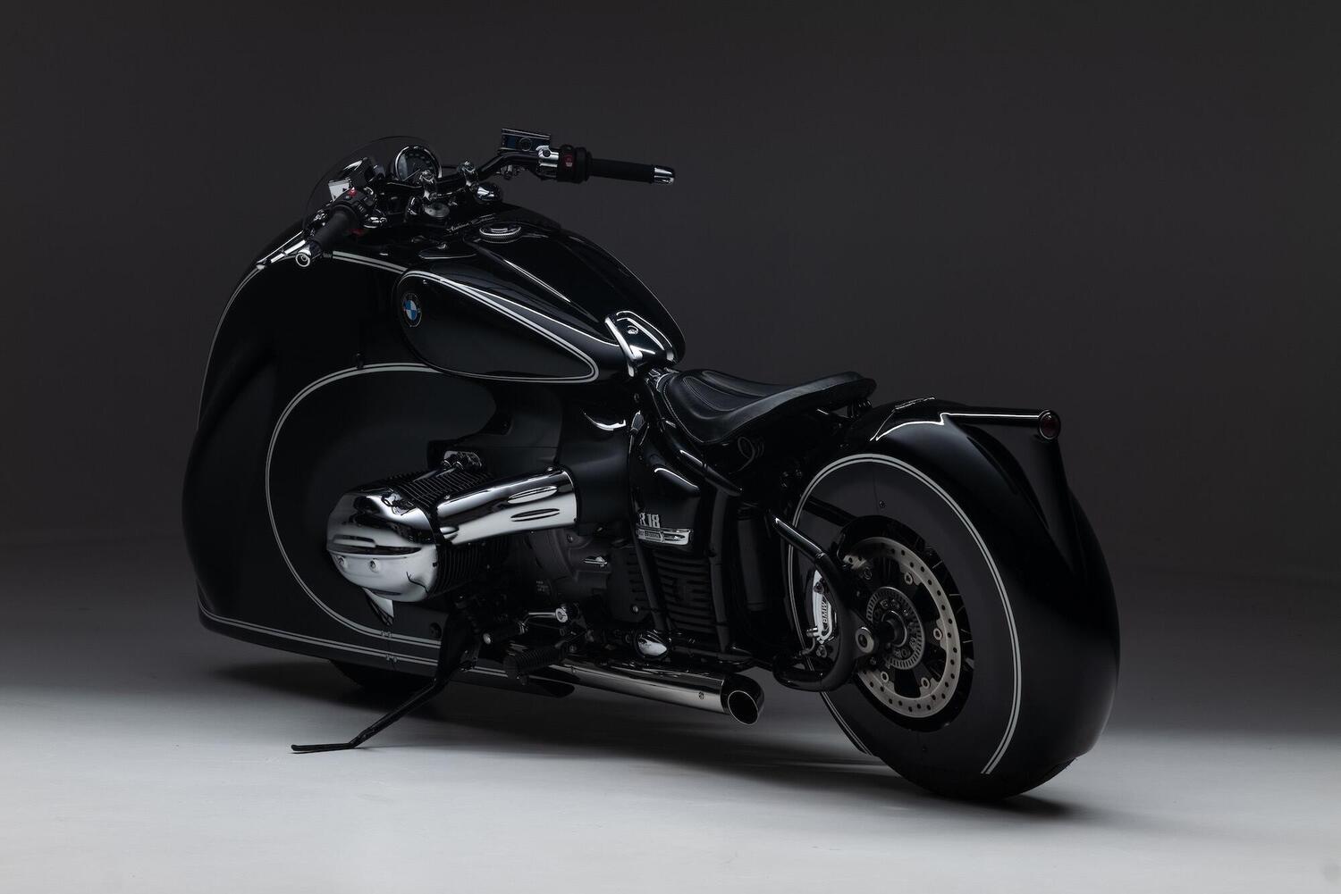 BMW R18 Spirit of Passion by Kingston Customs