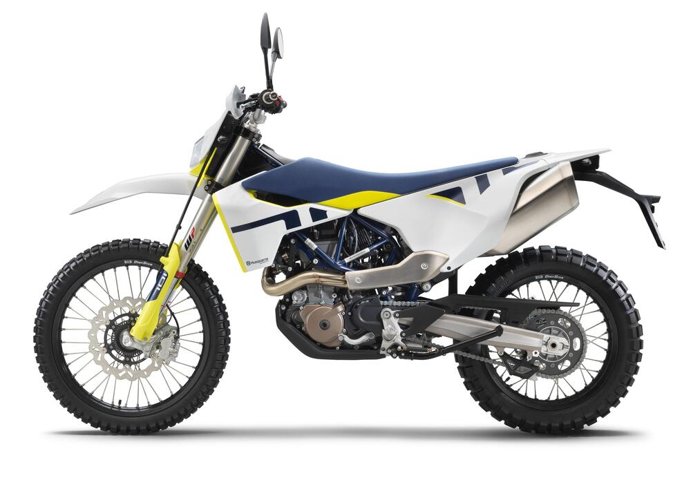 Husqvarna 701 Enduro (2021) (2)