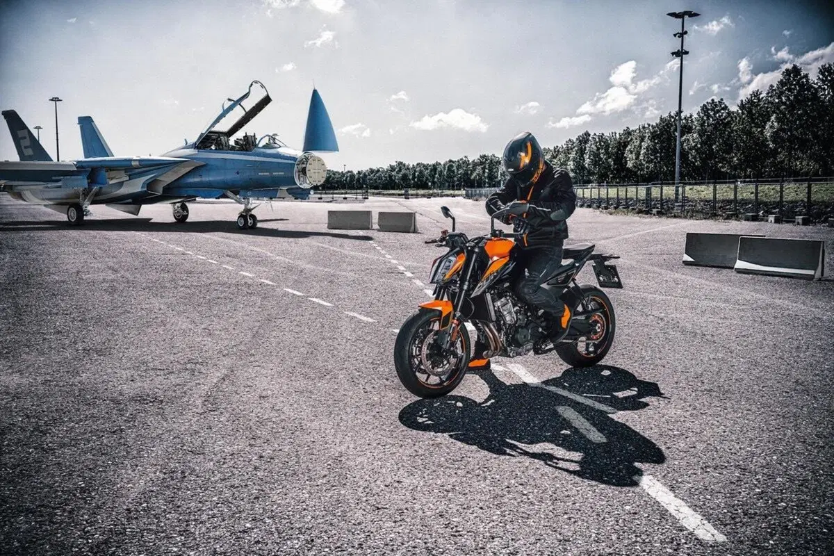 KTM Duke 890 2021, tutto quello che c'è da sapere (10)