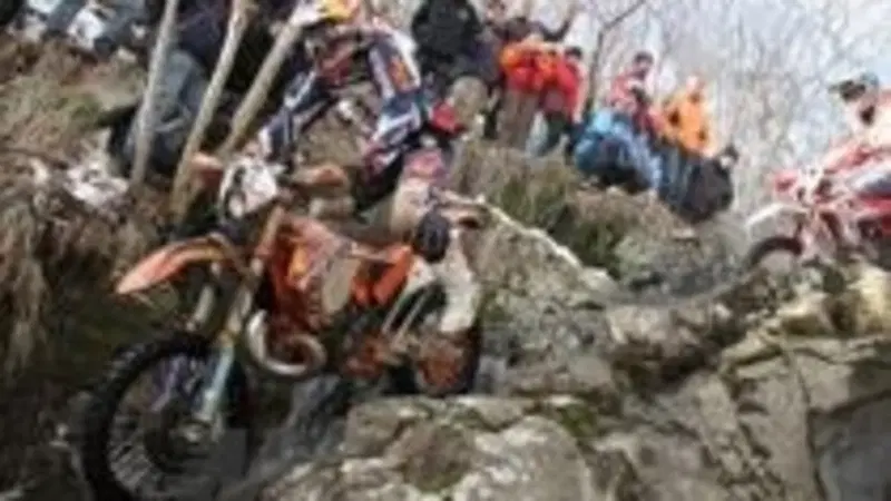 Le istituzioni in campo per salvare l'enduro 