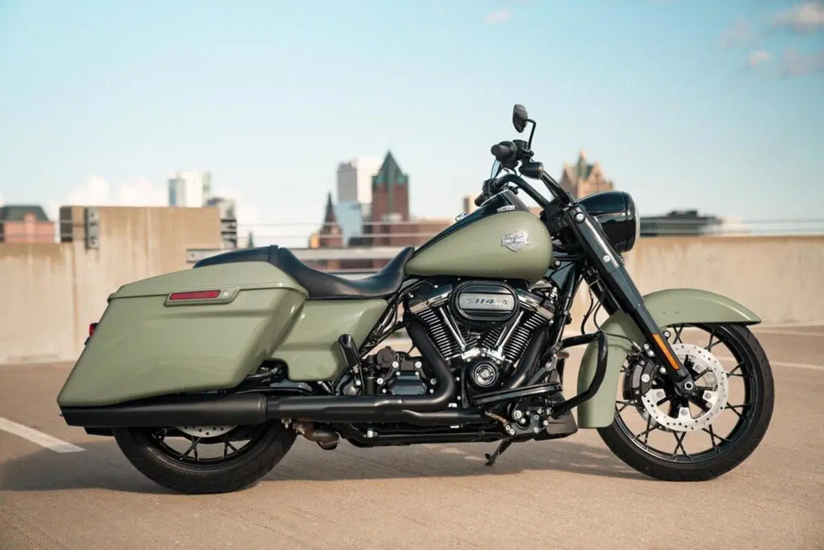 Harley-Davidson 2021: arrivano tre bagger in allestimento "Special" (2)