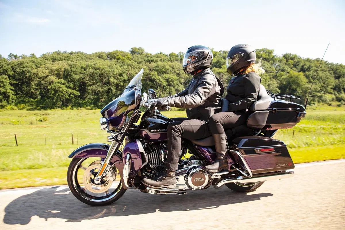 Harley-Davidson: aggiornamenti e novità per i modelli CVO 2021 (2)