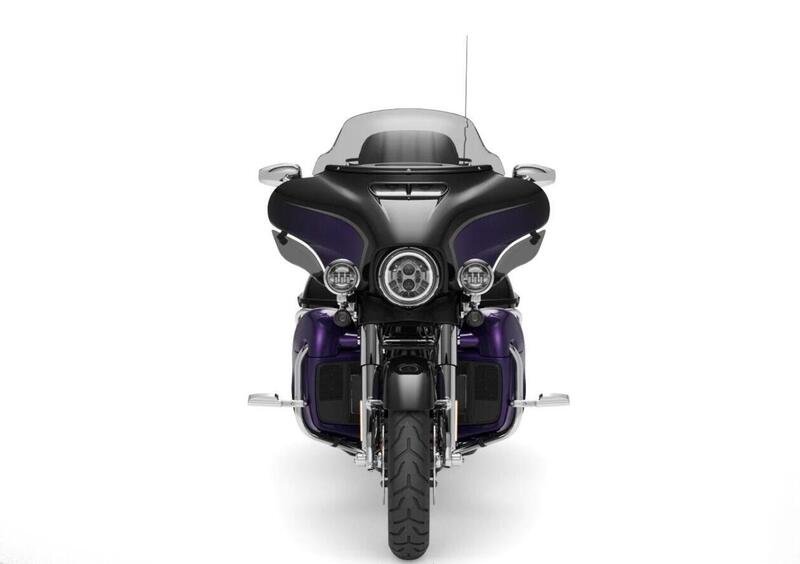 Harley-Davidson CVO - Custom Vehicle Operations 117 Limited (2021) - FLHTKSE (4)