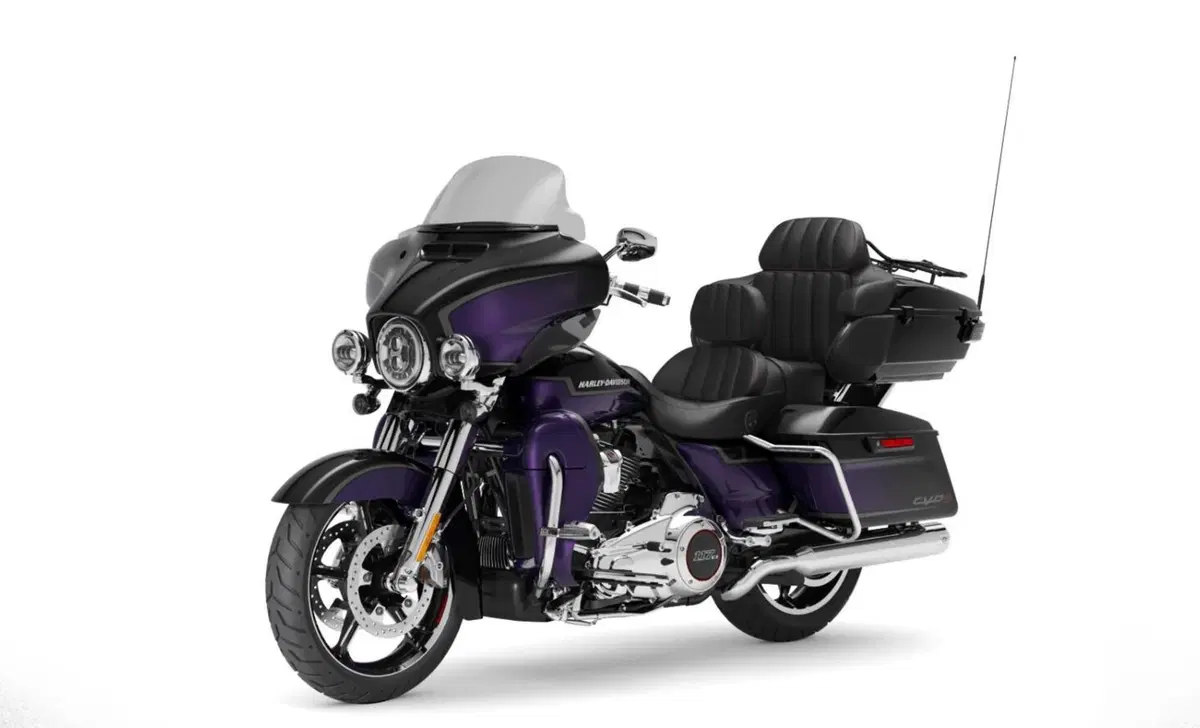 Harley-Davidson CVO - Custom Vehicle Operations 117 Limited (2021) - FLHTKSE (6)