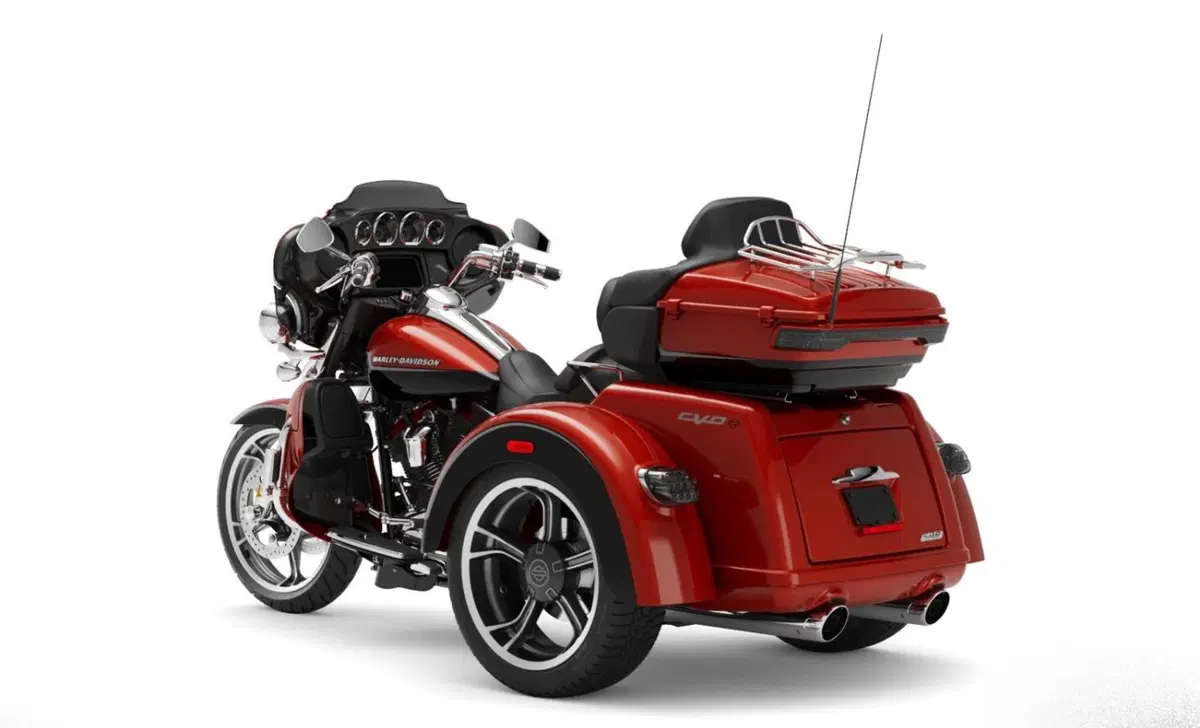 Harley-Davidson Trike 117 CVO Tri Glide (2020 - 21) (4)