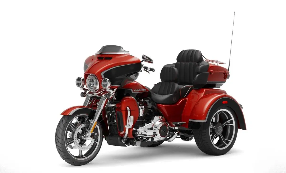 Harley-Davidson Trike 117 CVO Tri Glide (2020 - 21) (5)