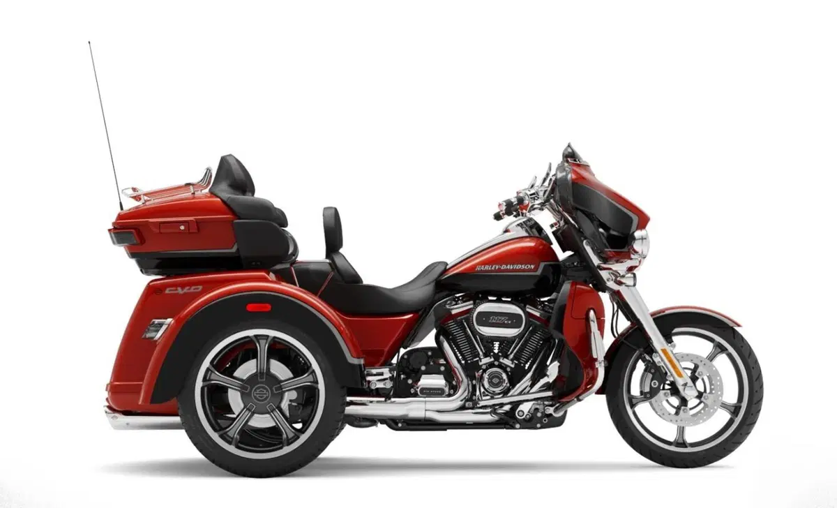 Harley-Davidson Trike 117 CVO Tri Glide (2020 - 21) (6)