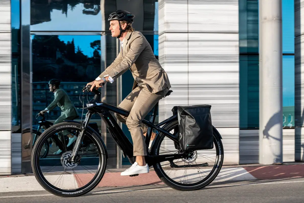 e-Omnia il nuovo progetto eBike di Bianchi che mette in sella Nico Rosberg (3)