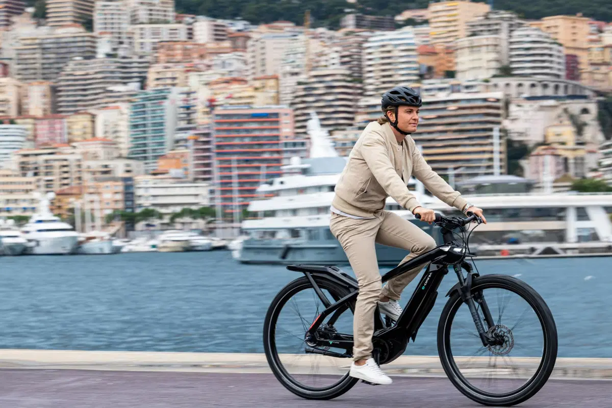 e-Omnia il nuovo progetto eBike di Bianchi che mette in sella Nico Rosberg (5)