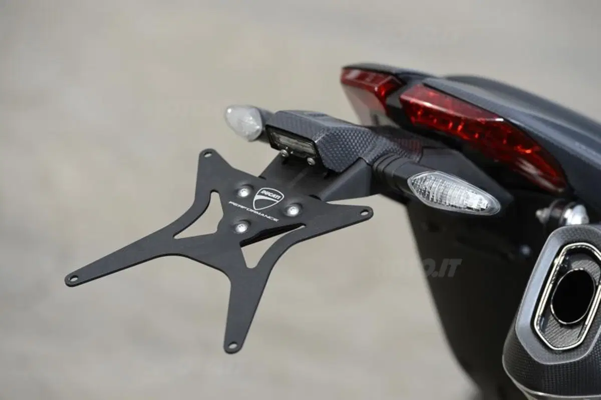 Ducati Hypermotard 2013  (57)