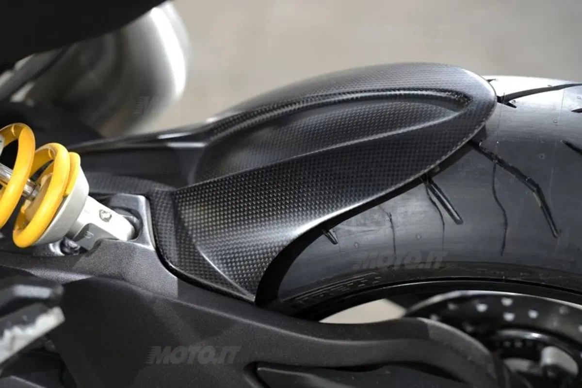 Ducati Hypermotard 2013  (58)