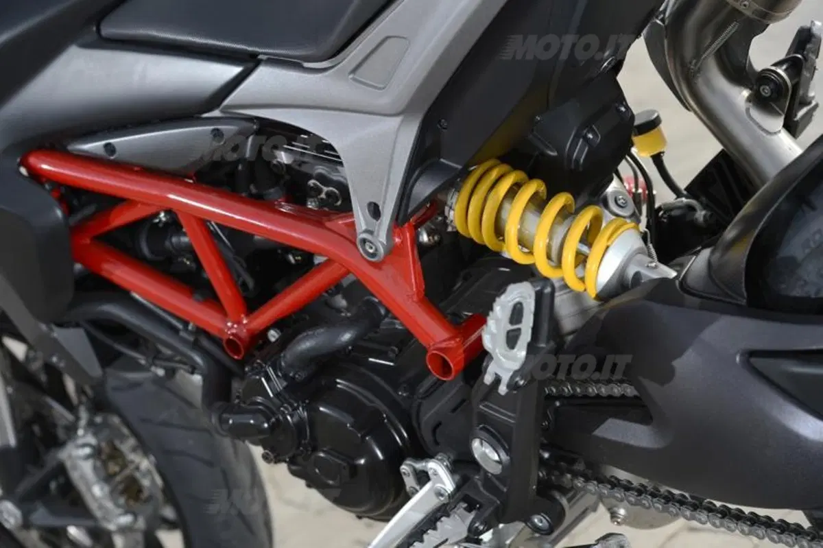 Ducati Hypermotard 2013  (59)