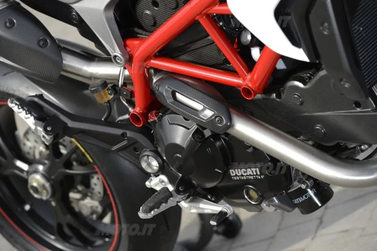 Ducati Hypermotard 2013  (60)