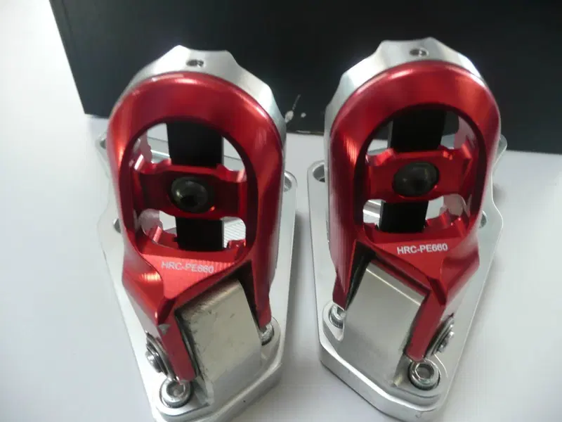 Coppia pedane off-road RIZOMA-HONDA per x-adv 750 (4)