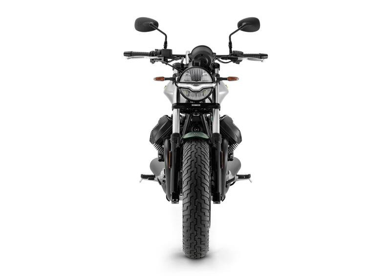 Moto Guzzi V9 V9 Bobber Centenario (2021 - 22) (3)