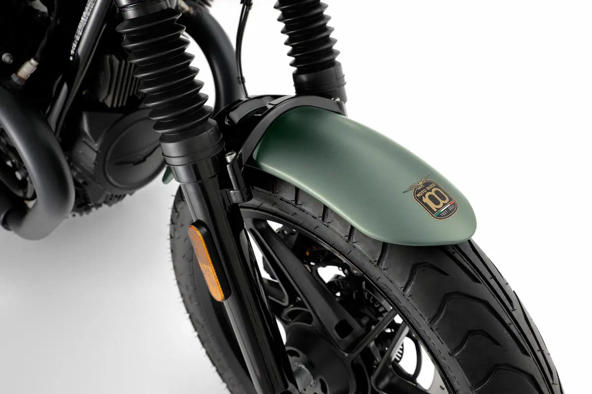 Moto Guzzi V7 V7 Stone Centenario (2021 - 22) (14)