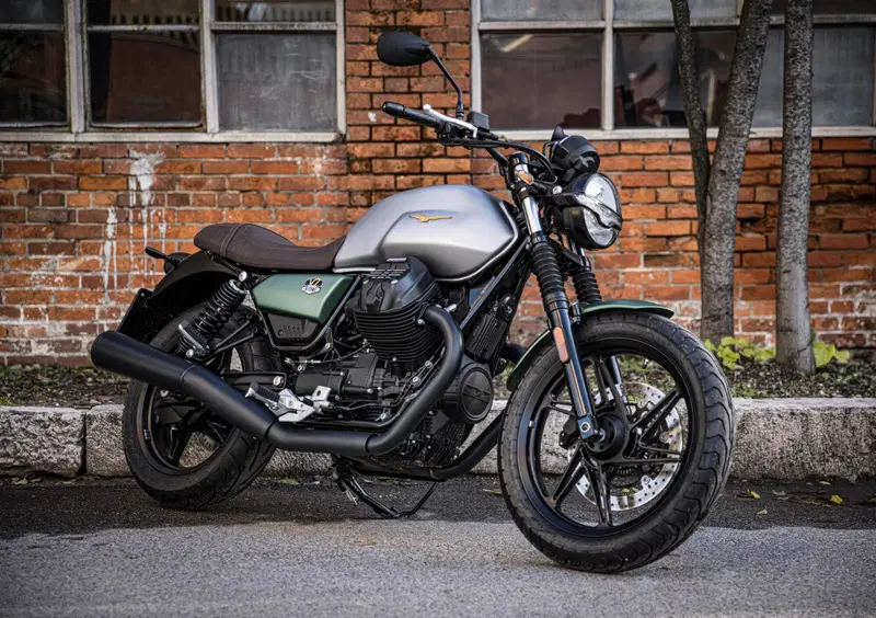 Moto Guzzi V7 V7 Stone Centenario (2021 - 22) (18)