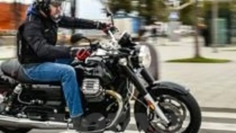 Moto Guzzi California Custom 1400