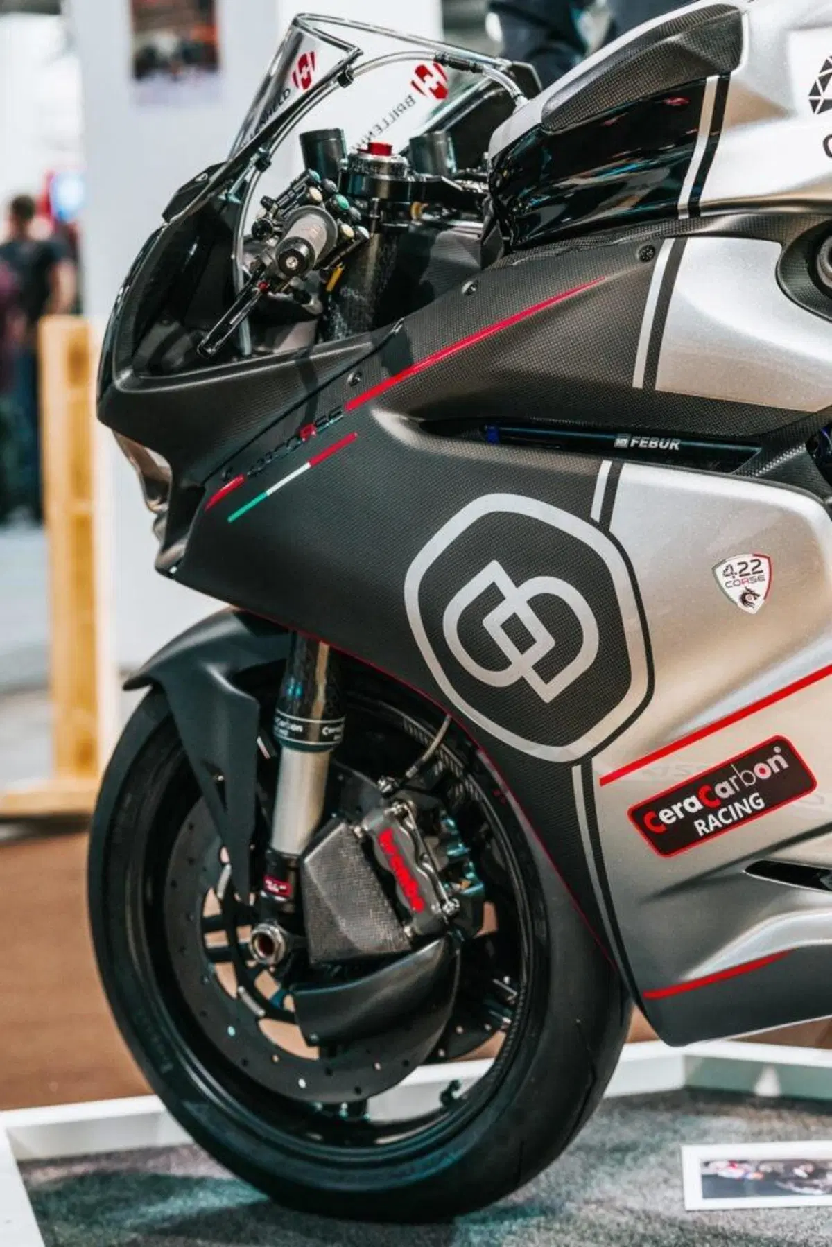 Ducati Panigale 442Corse. Guerra al peso dalla Svizzera (6)