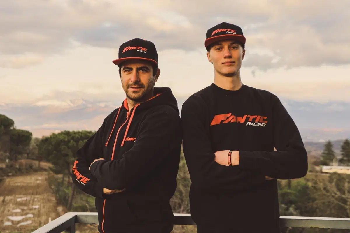 Pietro Salina nel 2021 nel Team Maddii Racing insieme a Fantic Motor (5)