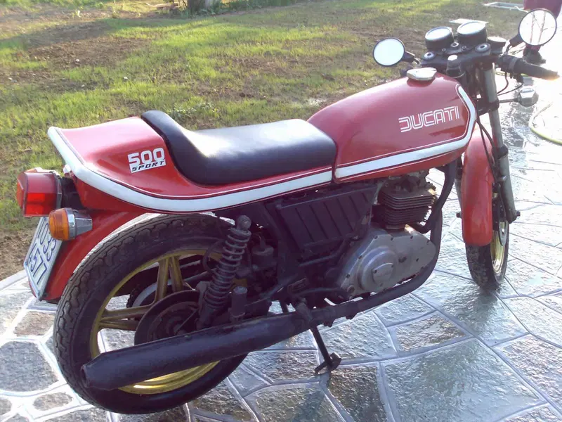 Ducati 500 Sport Desmo