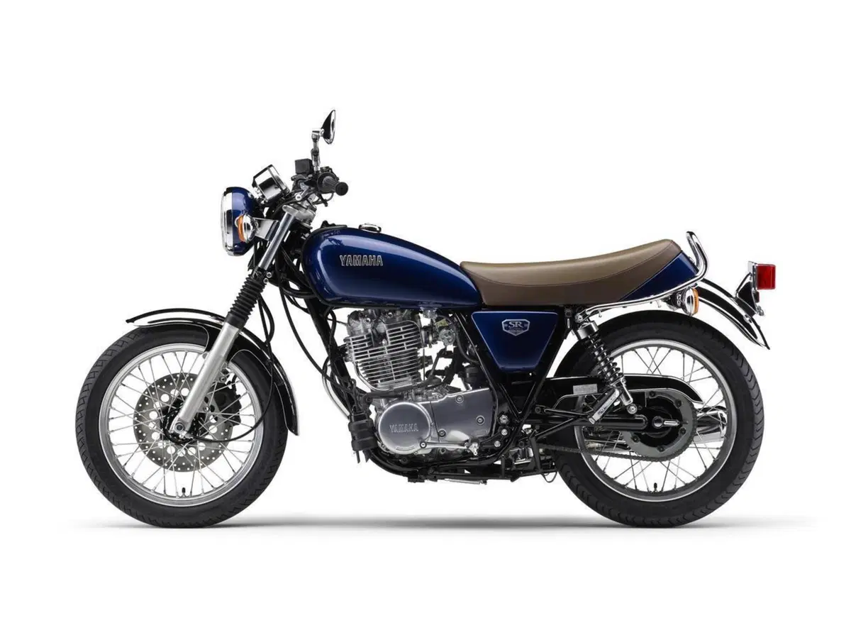 Yamaha SR 400 Final Edition: 43 anni di moto leggendarie (5)