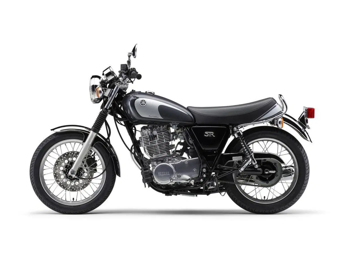 Yamaha SR 400 Final Edition: 43 anni di moto leggendarie (7)