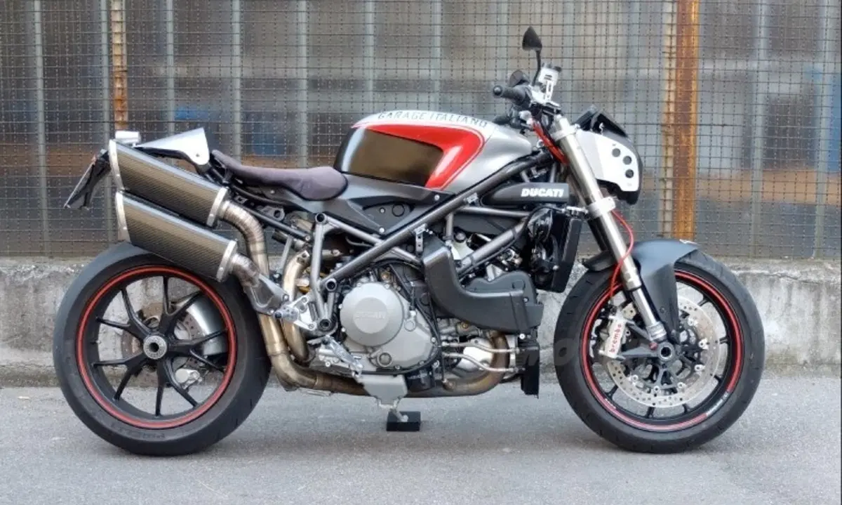 Le Strane di Moto.it Ducati 848 Cobra (5)