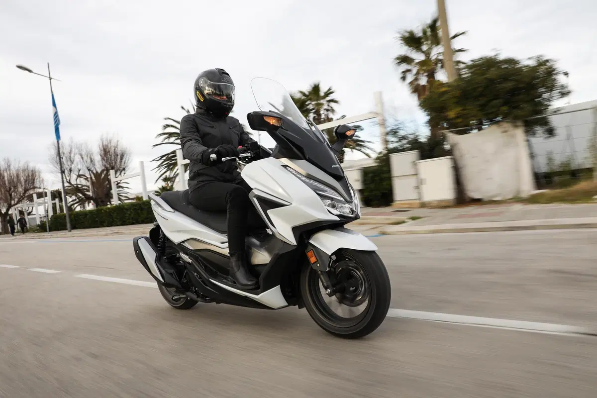 Honda Forza 350 - TEST (6)