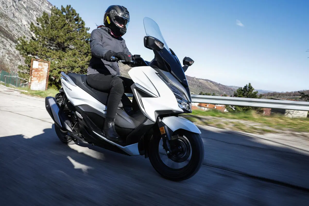 Honda Forza 350 - TEST (8)