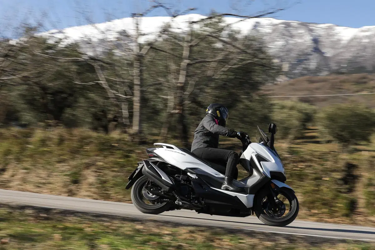 Honda Forza 350 - TEST
