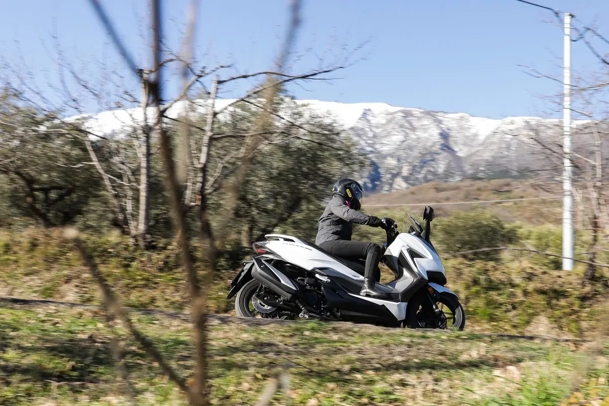 Honda Forza 350 - TEST (7)
