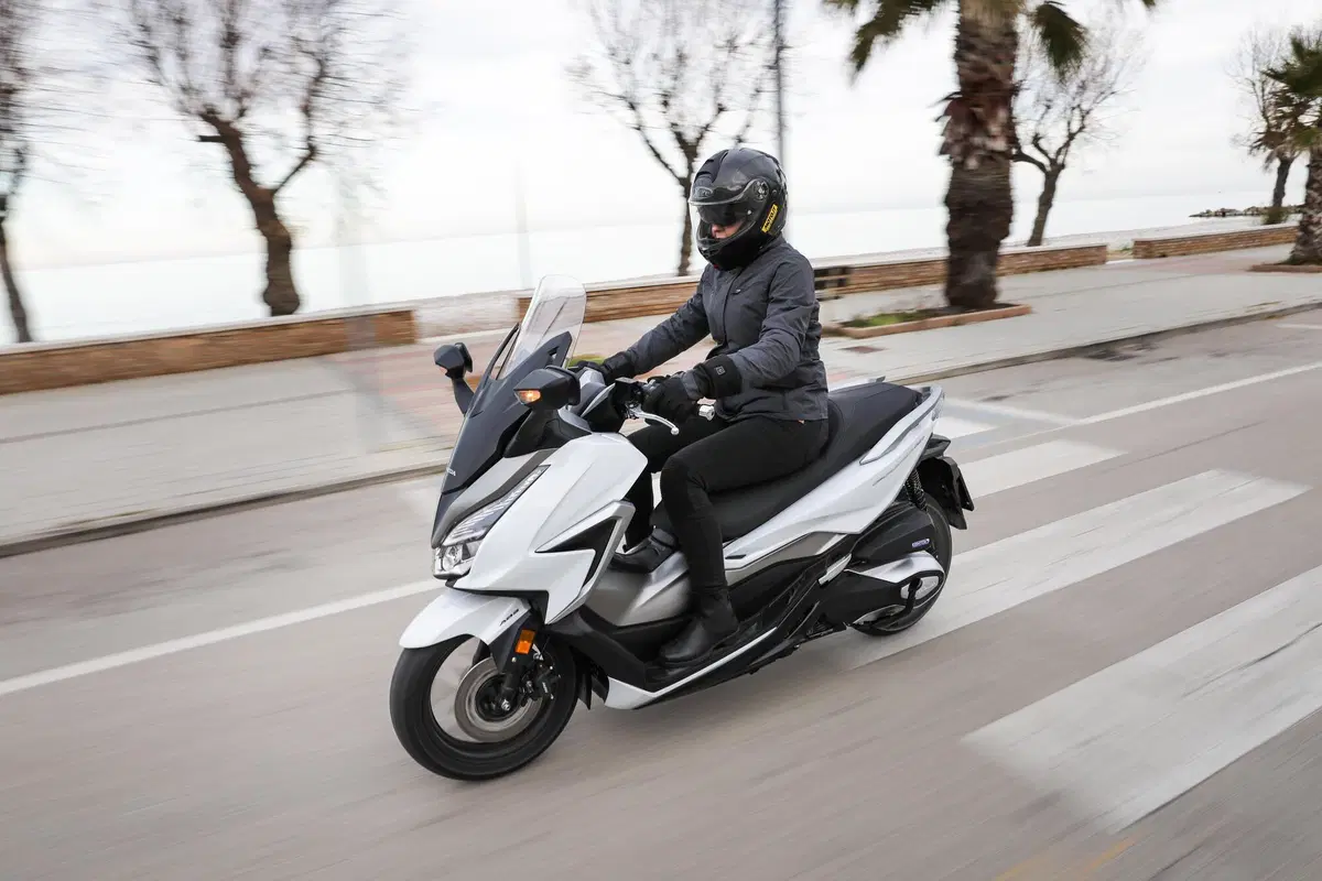 Honda Forza 350 - TEST (12)