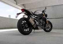 Triumph Speed Triple 1200 RS: tutti i dati e le immagini