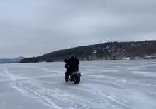 Moto fun: con le Harley Davidson sul lago ghiacciato [VIDEO VIRALE]