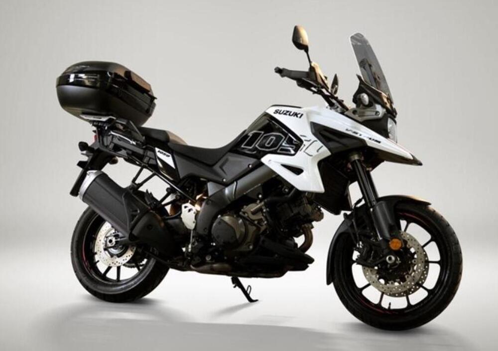 Suzuki V-Strom 1050 Machi (2021)