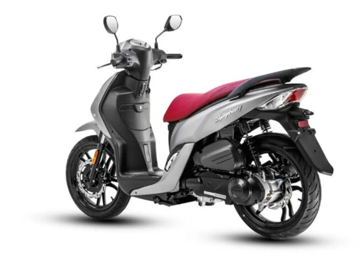 SYM Symphony 125: urban best-seller (9)