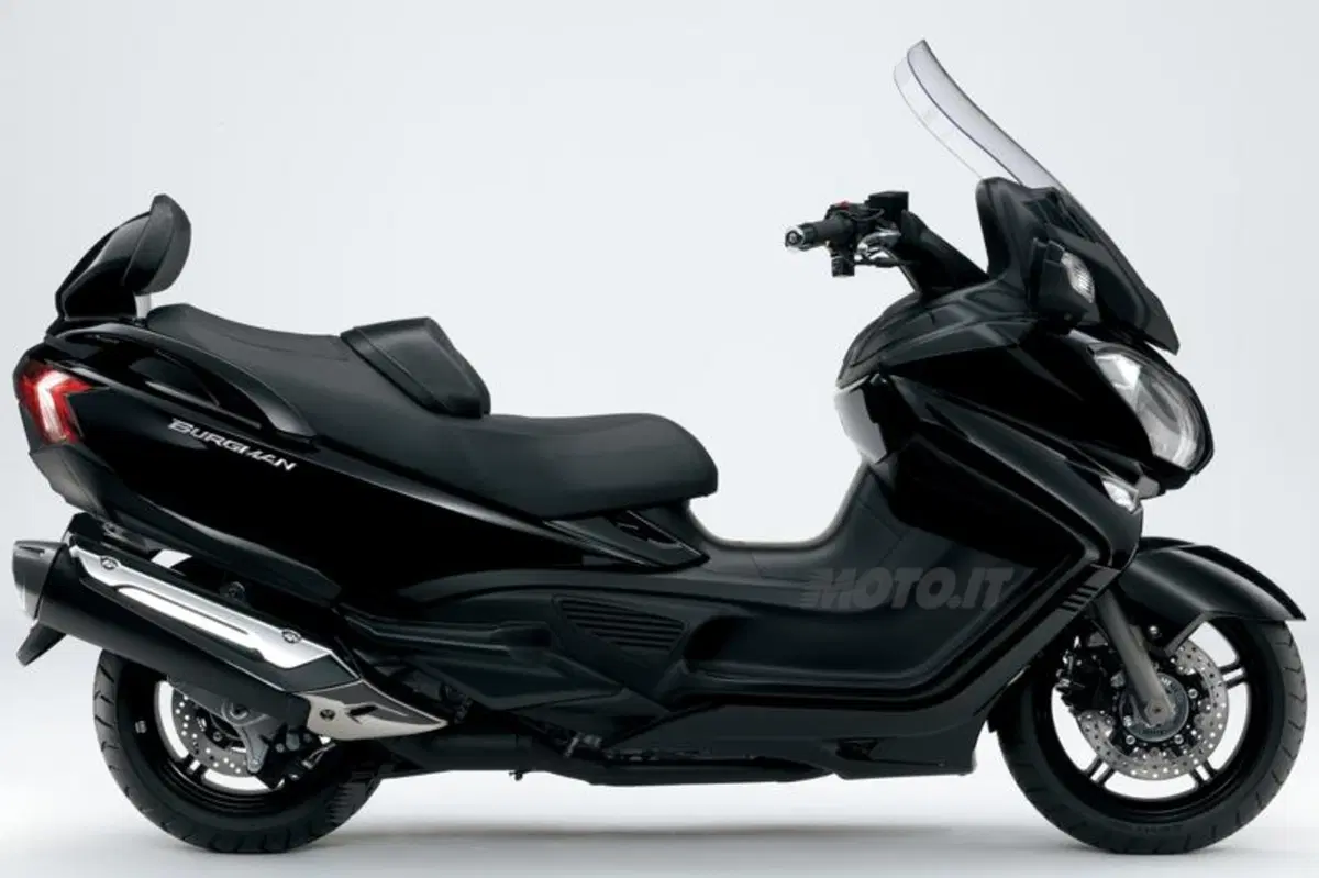 Suzuki Burgman 650 Executive  (14)