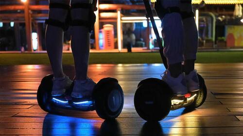 S MAX, Ninebot ci riprova con il segway. Più piccolo e più economico