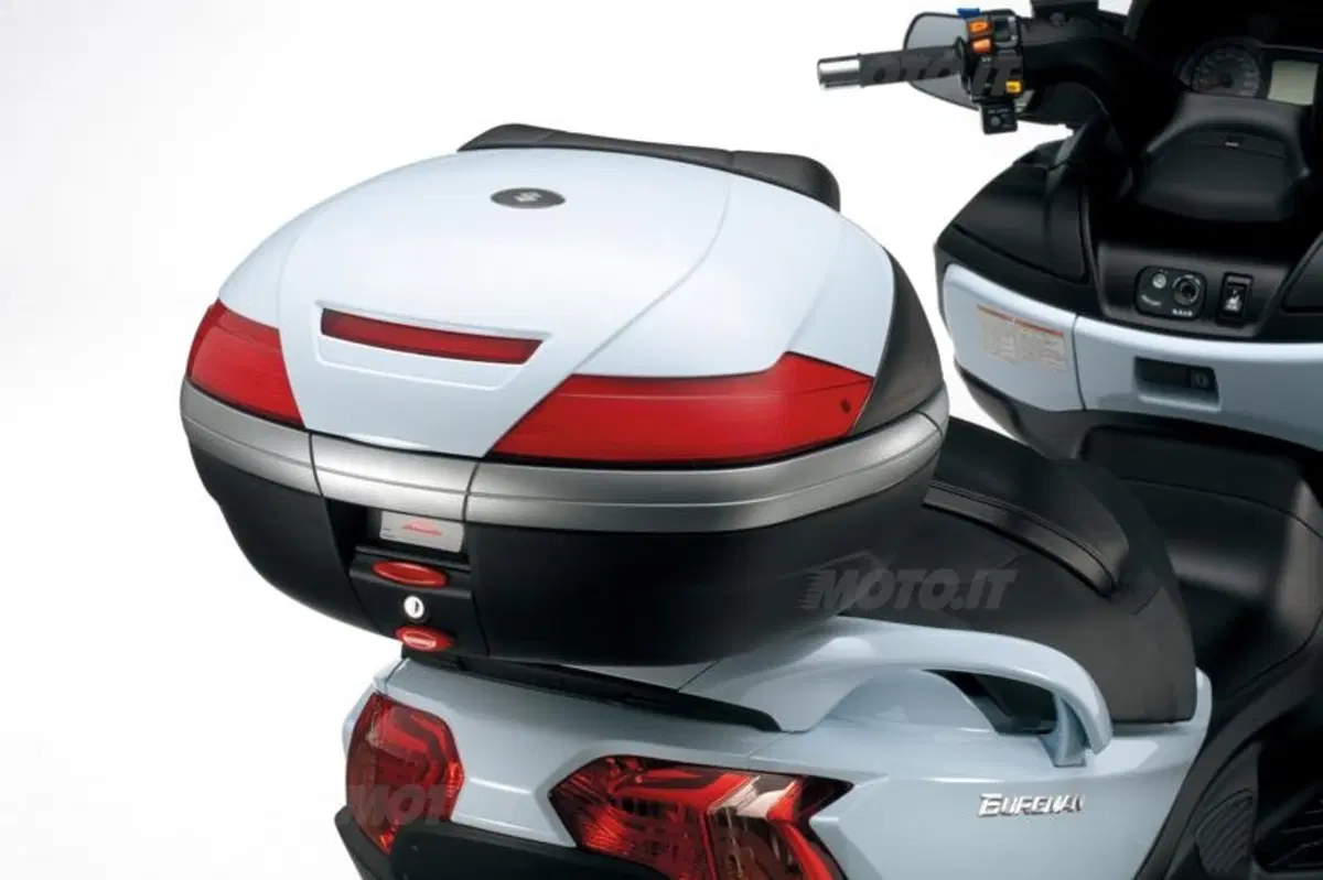 Suzuki Burgman 650 Executive  (44)