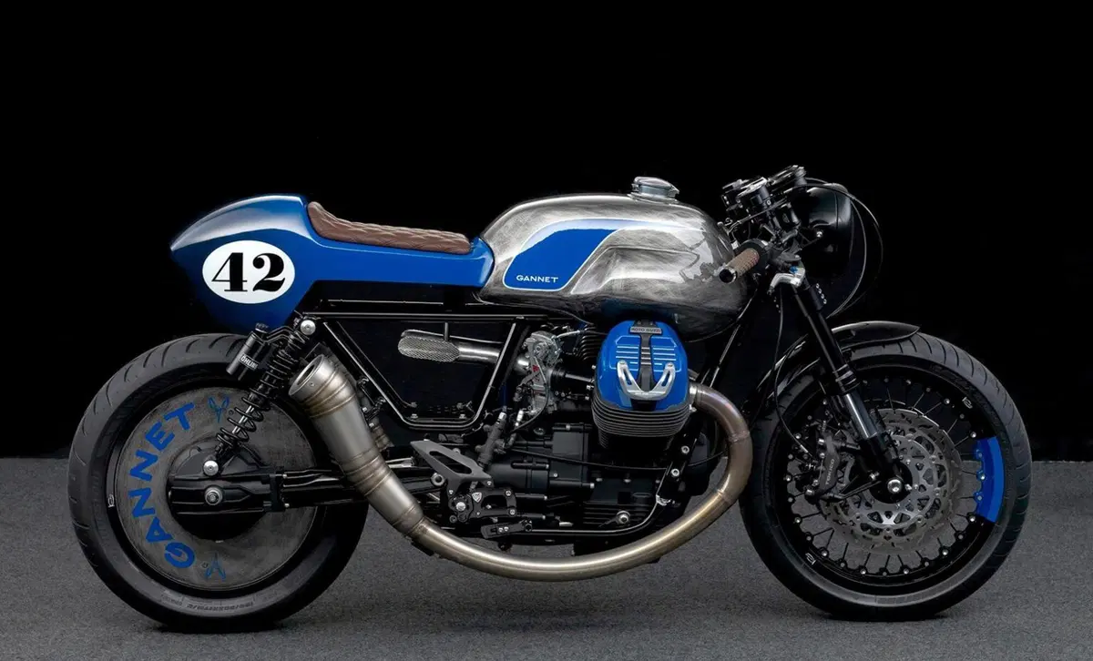 Moto Guzzi V9 Rhapsody in Blue. La café racer di Arctos (3)